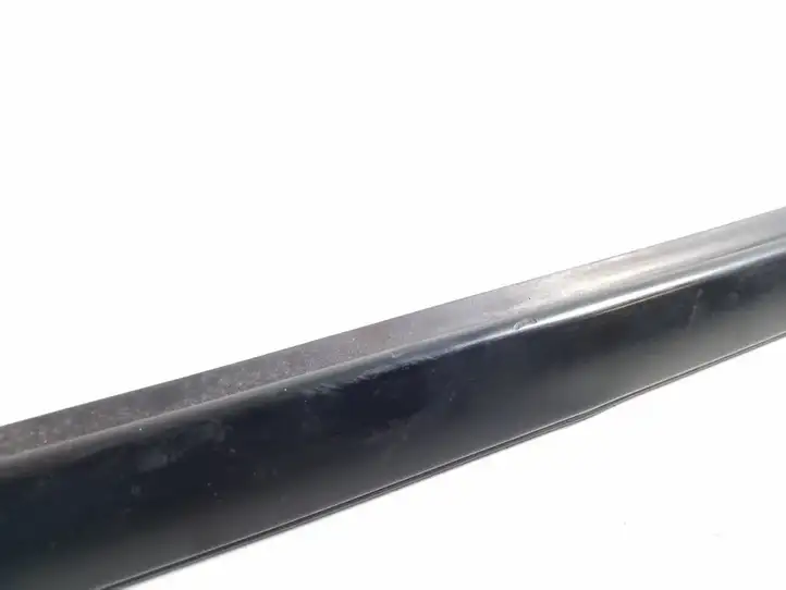Toyota Avensis Verso (1995 - 2001) 75551-44010 Накладка стоек лобового стекла — фото 3