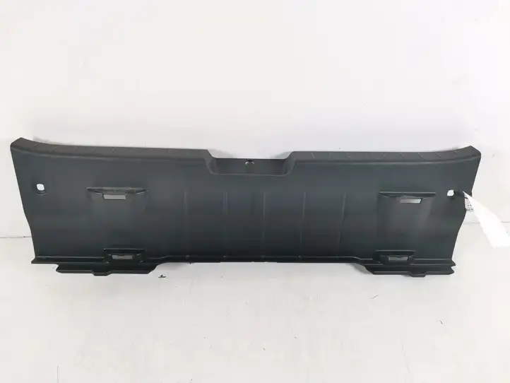 Toyota Yaris (2005 - 2009) 64716-52120 Отделка порога багажника — фото 1