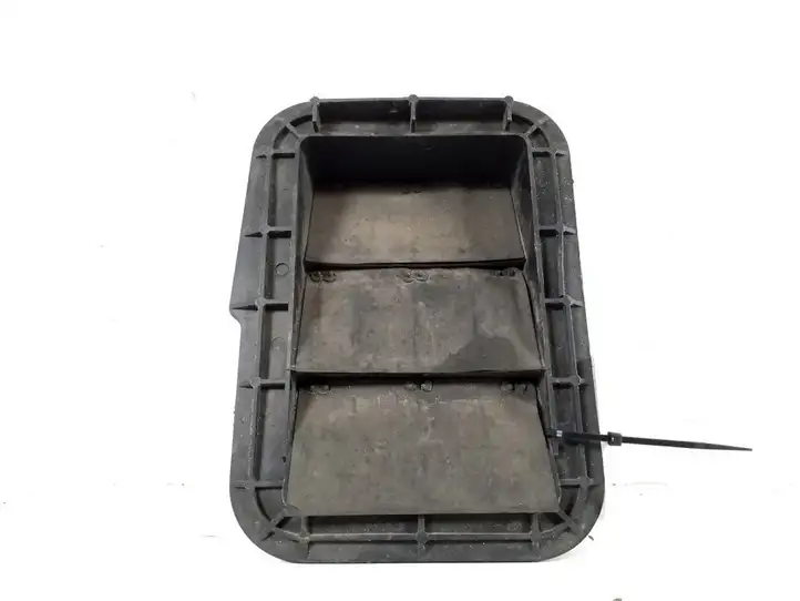 Toyota RAV 4 (XA30) (2006 - 2016) 62940-16060 Решетка в крыле — фото 1