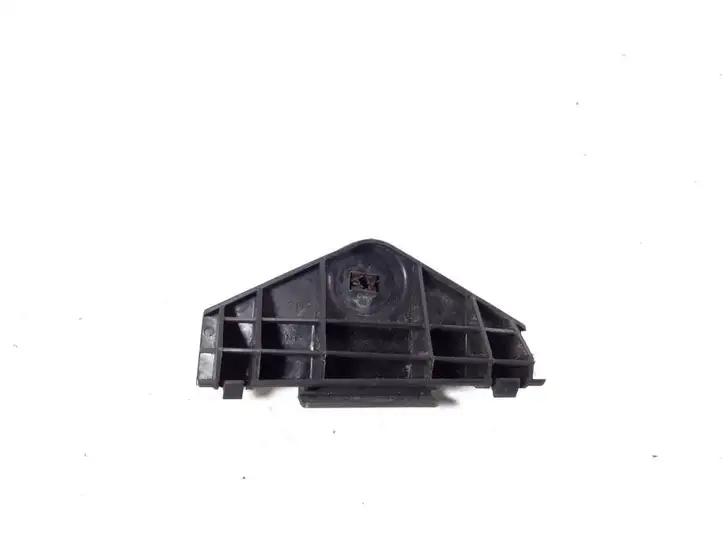 Toyota Avensis Verso (2001 - 2004) 52158-44010 Кронштейн заднего бампера — фото 2