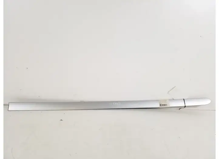 Toyota Avensis Verso (2001 - 2004) 75742-44020 Молдинги задней двери — фото 1