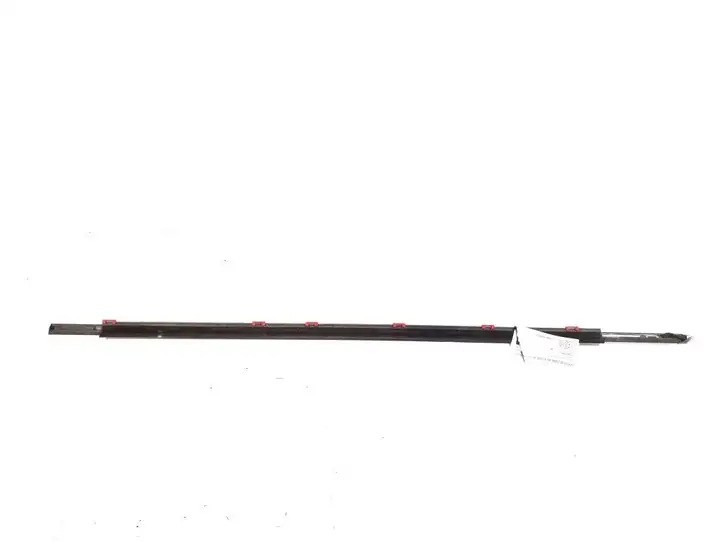 Lexus IS 220D-250-350 (2005 - 2010) 75710-53020 Накладка стекла передней двери — фото 2