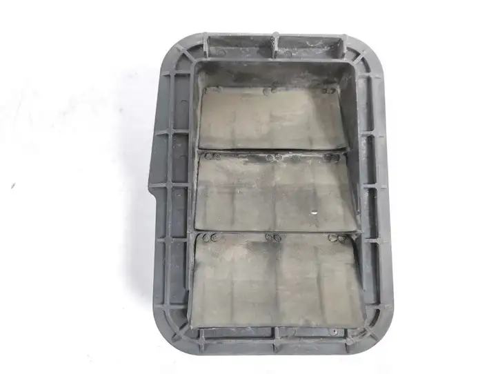Toyota RAV 4 (XA30) (2006 - 2016) 62940-16060 Решетка в крыле — фото 2