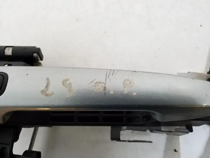 Toyota Yaris (2005 - 2009) Наружная ручка двери — фото 2