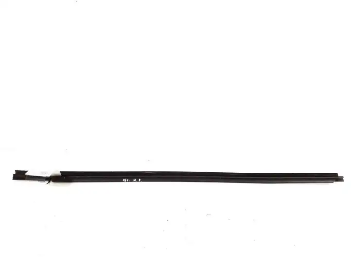 Toyota Yaris (2005 - 2009) 68210-0D070 Накладка стекла передней двери — фото 2