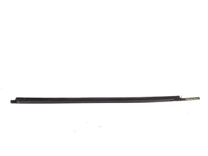 Toyota Yaris (2005 - 2009) 68160-0D060 Накладка стекла передней двери — фото 2