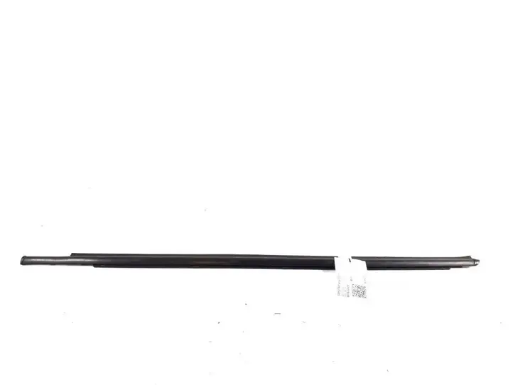 Toyota Yaris (2005 - 2009) 68230-0D050 Молдинги задней двери — фото 1