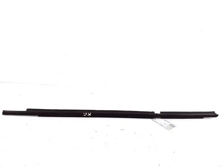 Toyota Yaris (2005 - 2009) 68230-0D050 Молдинги задней двери — фото 1