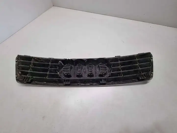 Audi A6 S6 C5 4B (1997 - 2001) 4B0853651A Передняя решетка — фото 2