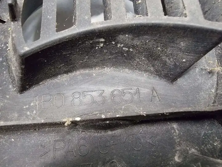 Audi A6 S6 C5 4B (1997 - 2001) 4B0853651A Передняя решетка — фото 3