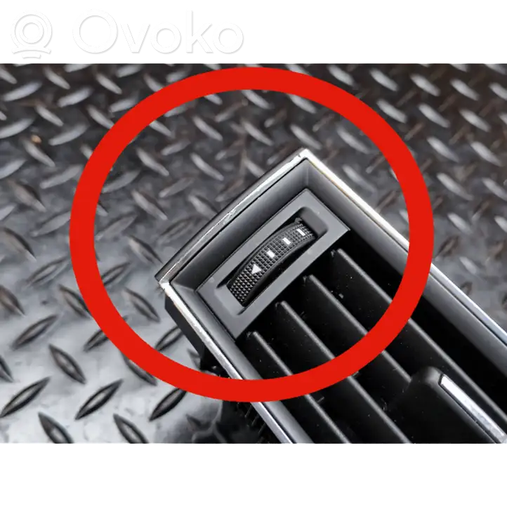 Skoda Superb B8 (3V) (2015 - 2023) 3V0819702C Боковой воздушный дефлектор — фото 2