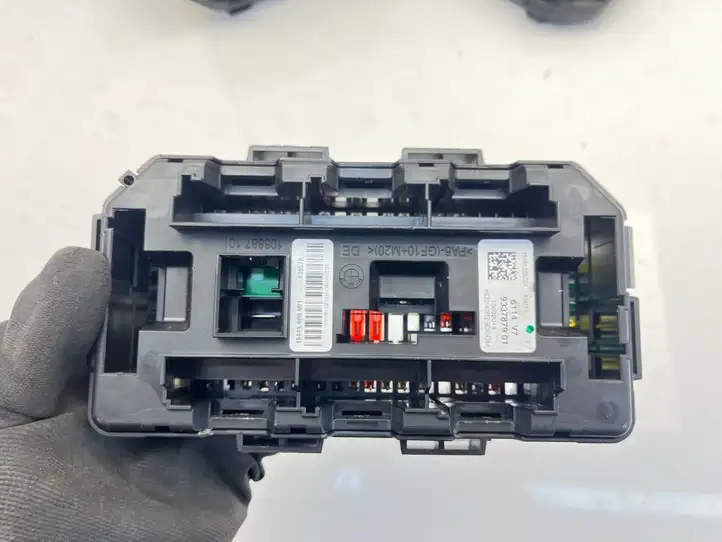 BMW 4 F36 Gran coupe (2014 - 2017)  9337879 Блок предохранителей