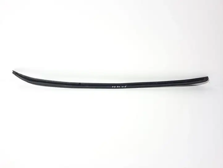Audi A6 S6 C6 4F (2004 - 2008) 4F085432801C Накладка стоек лобового стекла — фото 2