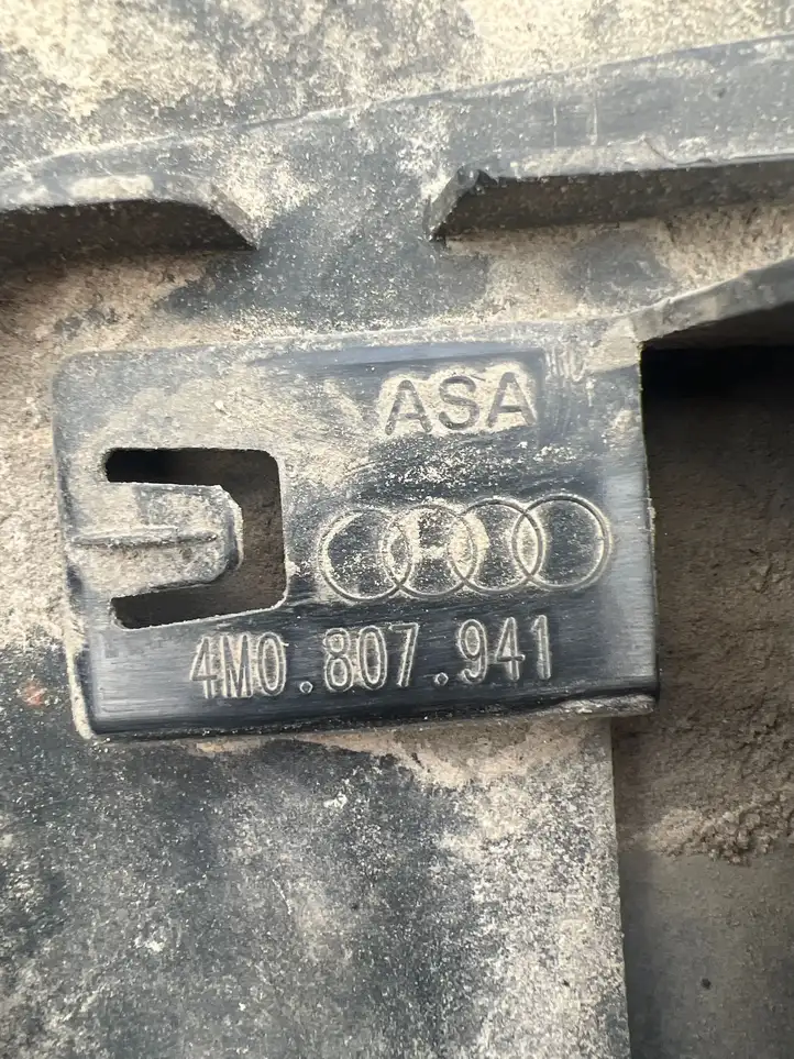 Audi Q7 4M (2015 - ) 4M0807941 Нижняя часть переднего бампера — фото 5