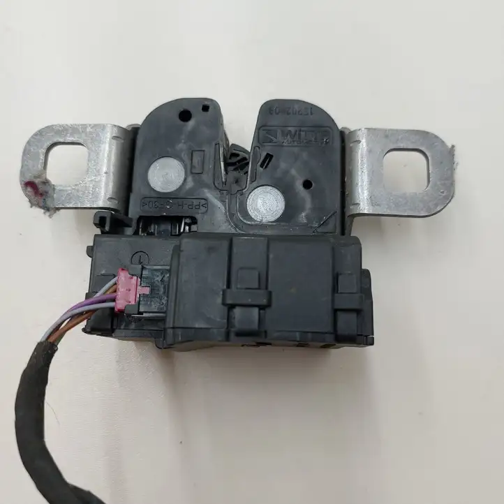 Mini Cooper Countryman R60 (2010 - 2016) 51249802312 Замок крышки багажника — фото 3