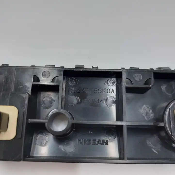 Nissan Leaf II (ZE1) (2017 - ) 852275SK0A Кронштейн заднего бампера — фото 3