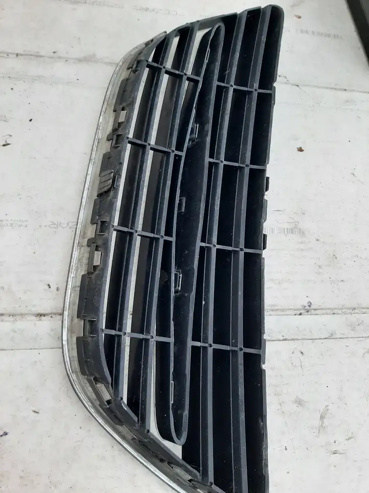 Saab 9-3 Ver2 (2003 - 2007) 12787224 Передняя решетка — фото 3