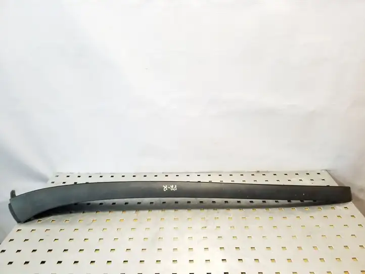 Seat Altea XL (2004 - 2015) 5P0854542D Накладка стоек лобового стекла — фото 2