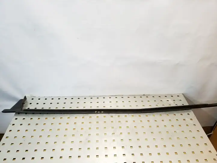 Seat Altea XL (2004 - 2015) 5P0837478 Накладка стекла передней двери — фото 4