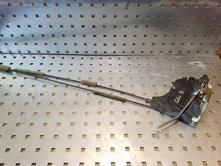 Mitsubishi Grandis (2003 - 2012) Замок задней двери — фото 1