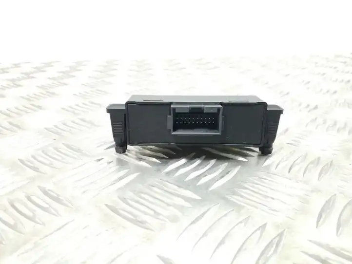 Volkswagen Tiguan (2007 - 2011) 1K0907530L Прочие блоки управления — фото 2