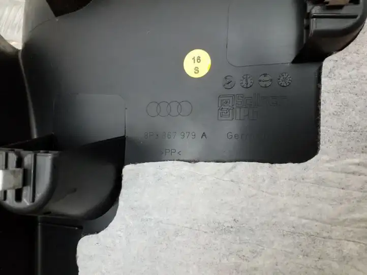Audi A3/S3 8P (2008 - 2013) 8P3867979A Обшивка багажника — фото 5