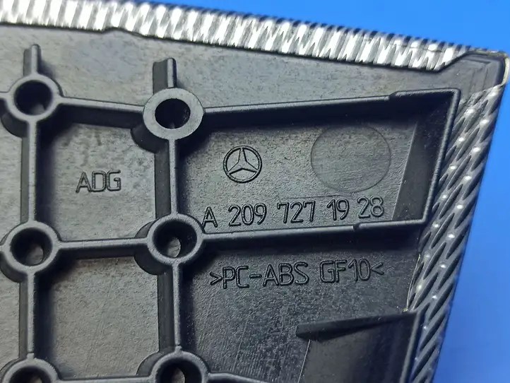 Mercedes-Benz CLK A209,C209 (2002 - 2009) A2097271928 Накладка кнопки стеклоподъемника — фото 9