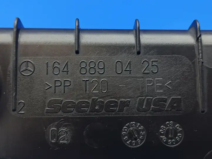 Mercedes-Benz ML W164 (2005 - 2011) 1648890425 Накладка крыла — фото 9