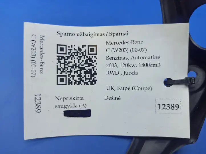 Mercedes-Benz C W203 (2000 - 2007) A2038890425 Накладка крыла — фото 8