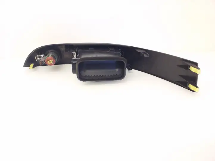 Toyota Corolla Verso E121 (2004 - 2007) 6556444010 Боковой воздушный дефлектор — фото 2