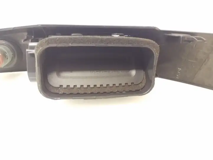 Toyota Corolla Verso E121 (2004 - 2007) 6556444010 Боковой воздушный дефлектор — фото 4