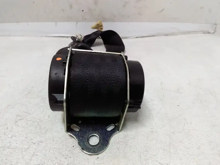 Nissan Juke I F15 (2010 - 2018) 617968900B Задний ремень безопасности — фото 3