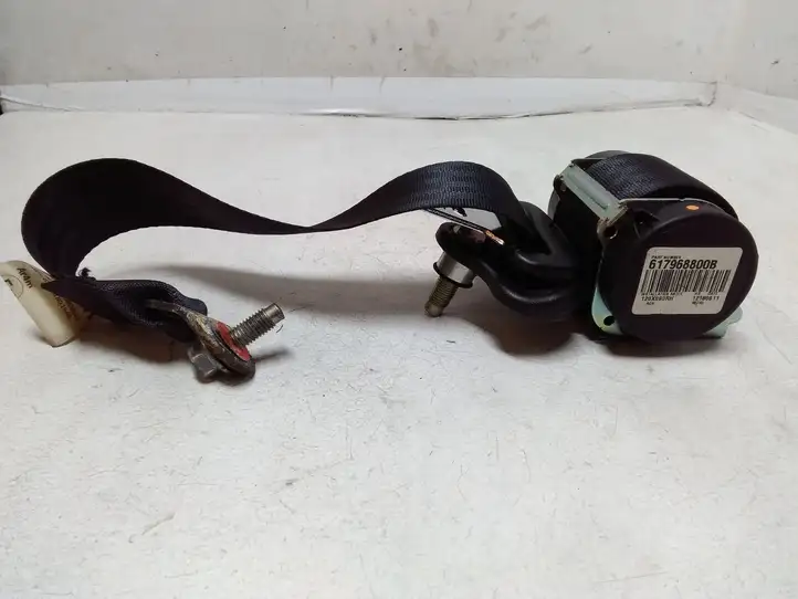 Nissan Juke I F15 (2010 - 2018) 617968800B Задний ремень безопасности — фото 1