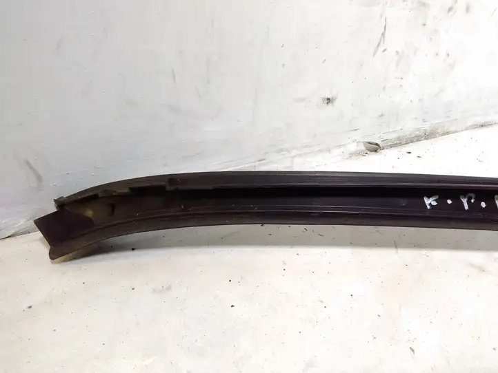 Opel Astra J (2009 - 2012) 13280301 Накладка стоек лобового стекла — фото 6