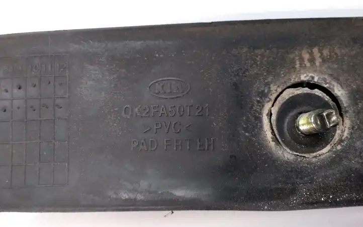 Kia Carens I (2002 - 2006) 0K2FA50T21 Рейлинги крыши — фото 3