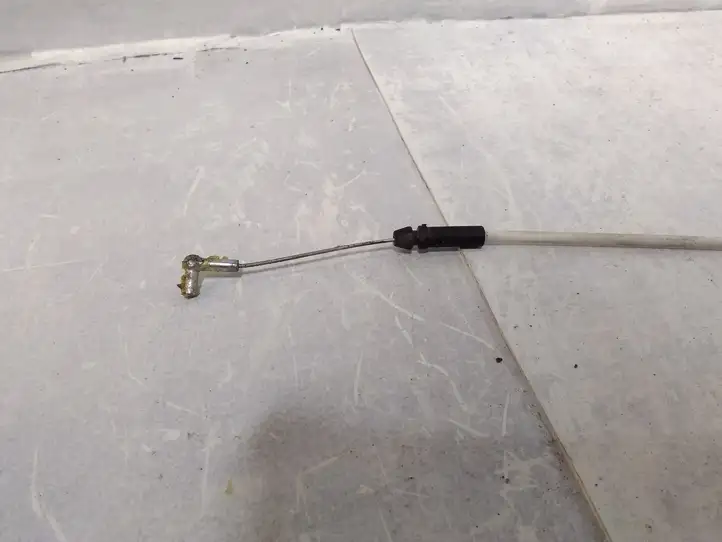 Chrysler Pacifica (2003 - 2008) Трос замка передней двери — фото 2