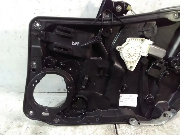 Mercedes-Benz CLA C117,X117,W117 (2013 - 2019) A1177220270 Электростеклоподъемник передний (комплект) — фото 2