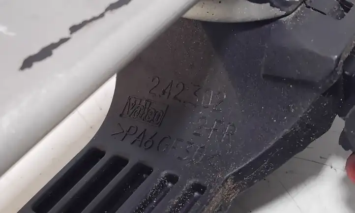 Toyota Corolla Verso AR10 (2004 - 2009) 242302 Наружная ручка двери — фото 3