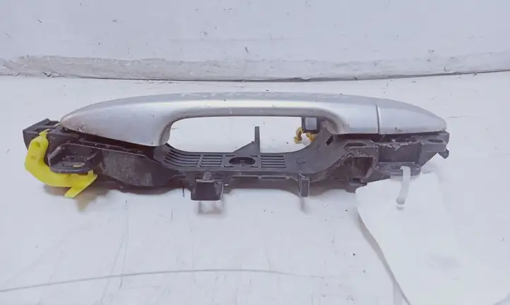 Toyota Prius (XW30) (2009 - 2015) Наружная ручка двери — фото 2