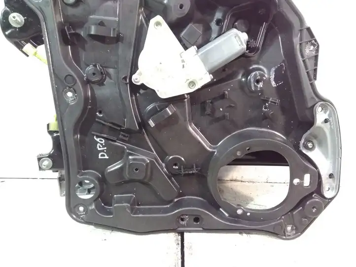 Mercedes-Benz CLA C117,X117,W117 (2013 - 2019) A2047601634 Стеклоподъемник передней двери (комплект) — фото 3