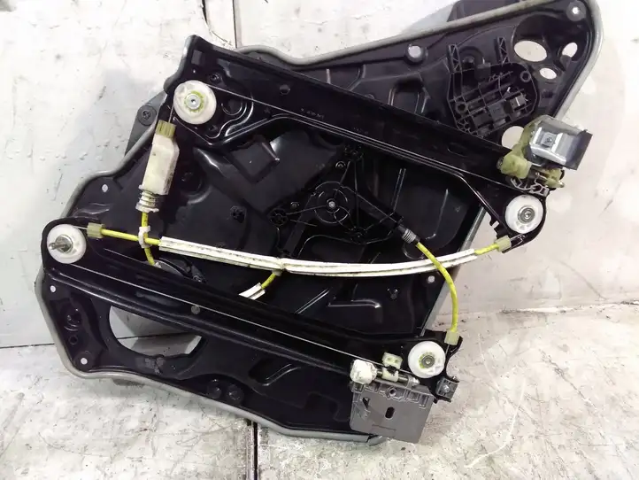 Mercedes-Benz CLA C117,X117,W117 (2013 - 2019) A2047601634 Стеклоподъемник передней двери (комплект) — фото 8