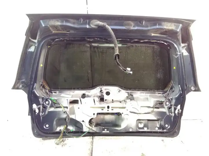 Volvo V70 (2007 - 2013) Крышка багажника — фото 10
