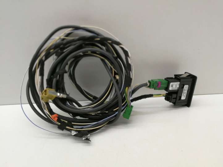 5G0035222E Volkswagen PASSAT B8 USB jungtis