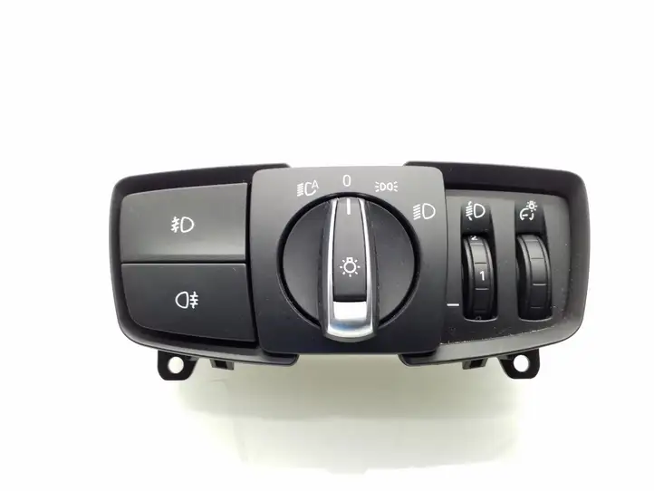 BMW 1 F20 F21 (2011 - 2019) 926530503 Включатель фонарей — фото 1