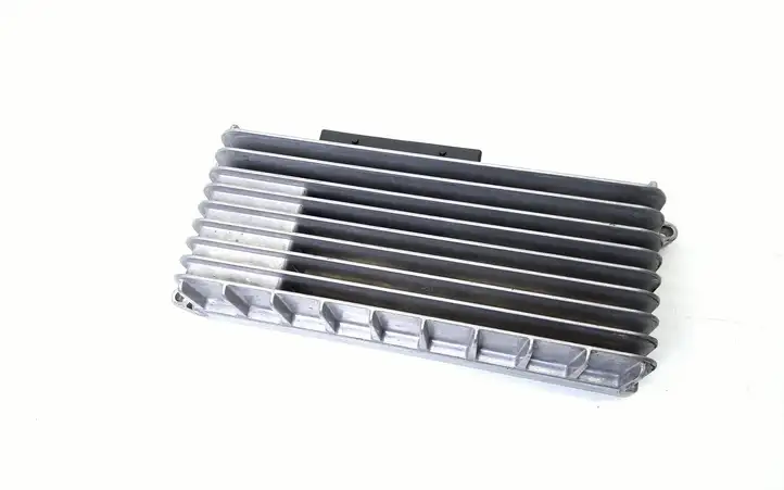 Audi A6 S6 C6 4F (2004 - 2008) 4F0910223K Усилитель звука — фото 4