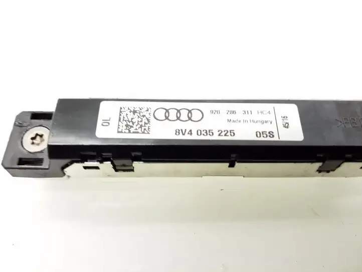 Audi A3/S3 8V (2012 - 2016) 8V4035225 Усилитель антенны — фото 2