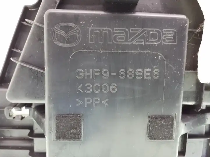 Mazda 6 (2012 - 2015) GHP9688E6 Прочие детали салона — фото 3