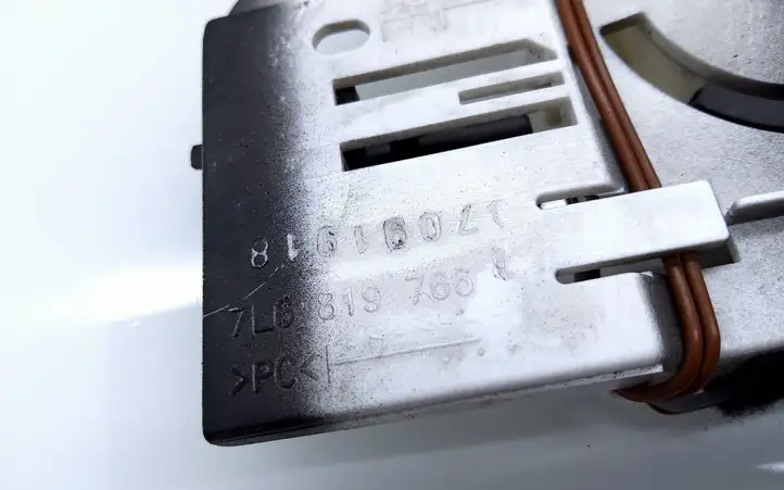 Volkswagen Touareg I (2002 - 2010) 7L6819766 Прочие детали салона — фото 4