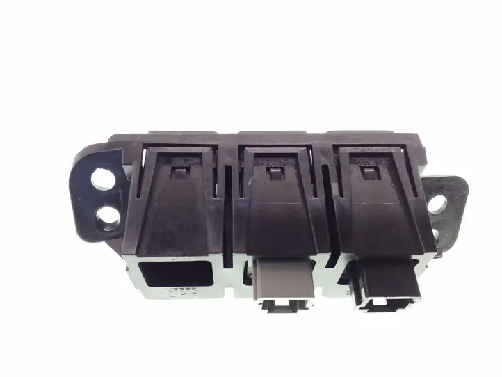 Nissan Juke I F15 (2010 - 2018) Выключатель ASR — фото 3