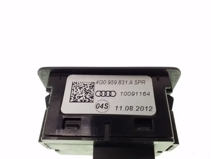 Audi A6 C7 (2011 - 2014) 4G0959831A Кнопка закрытия багажника — фото 5